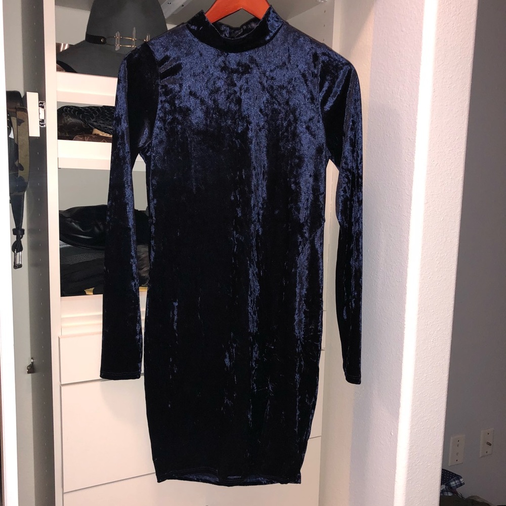Velvet stretchy dress